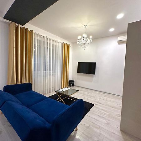 Luxury Apartment In Братислава Екстериор снимка