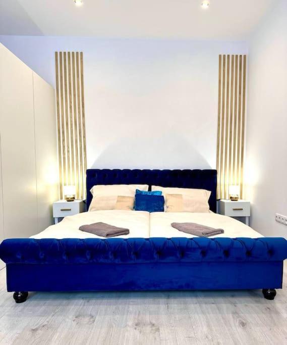 Luxury Apartment In Братислава Екстериор снимка